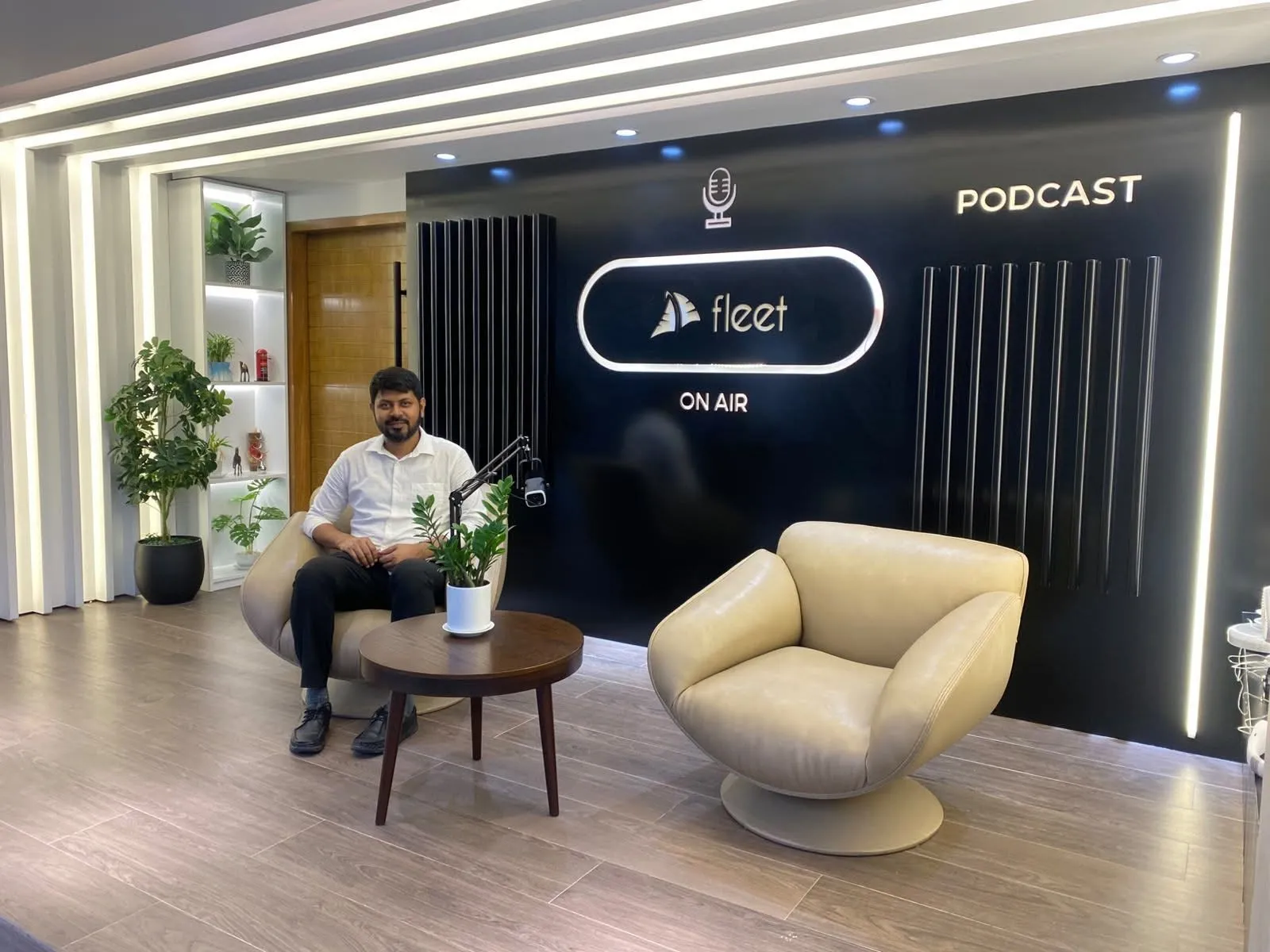 Khairul Alam ভাইয়ার অফিস, বরাবরের মতই আমার ভালো লাগে। — at Fleet Biz.